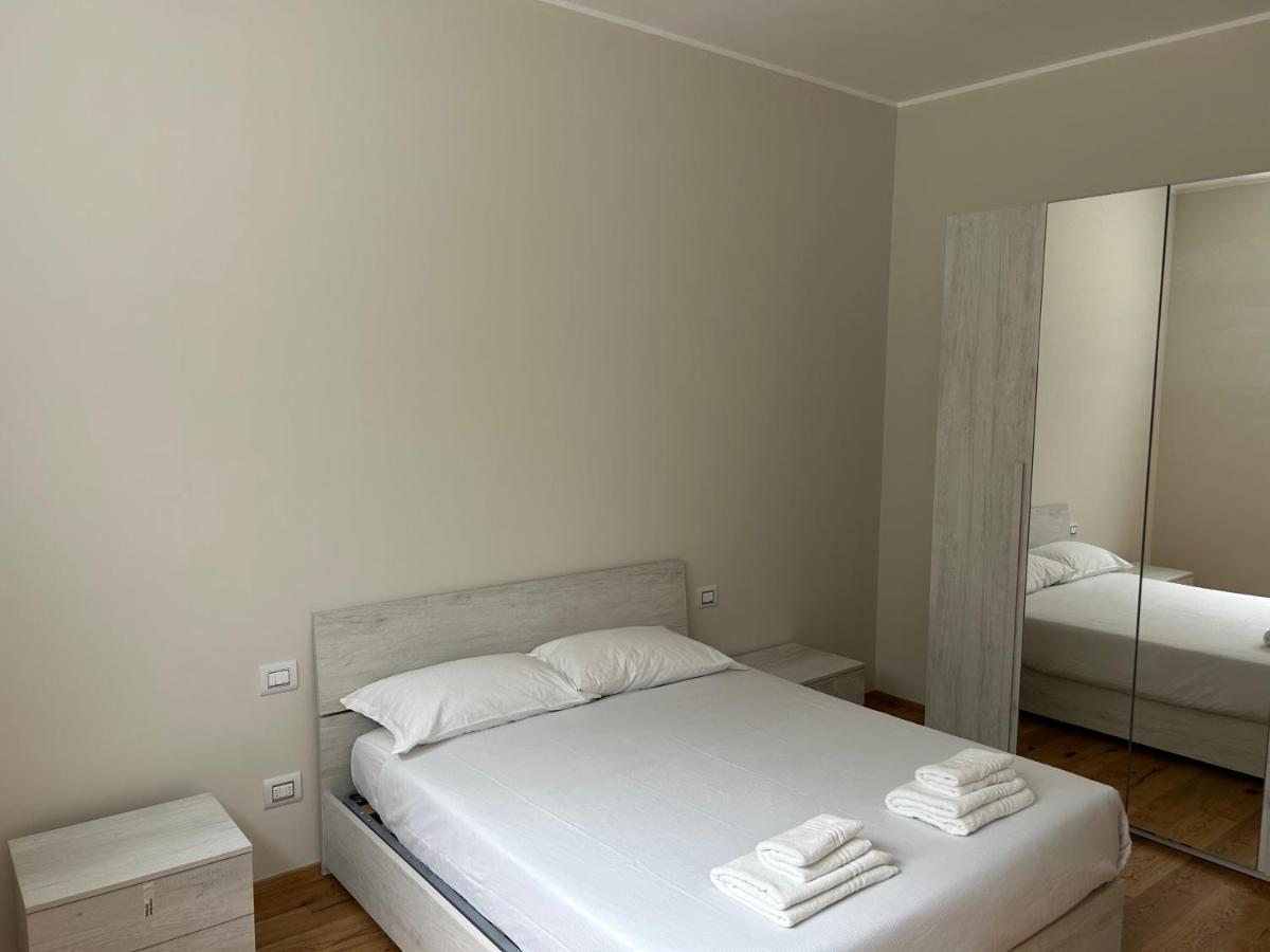 Moscova Luxury Bruno Apartment Milano Exteriör bild